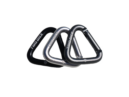 TRIANGLE CARABINER